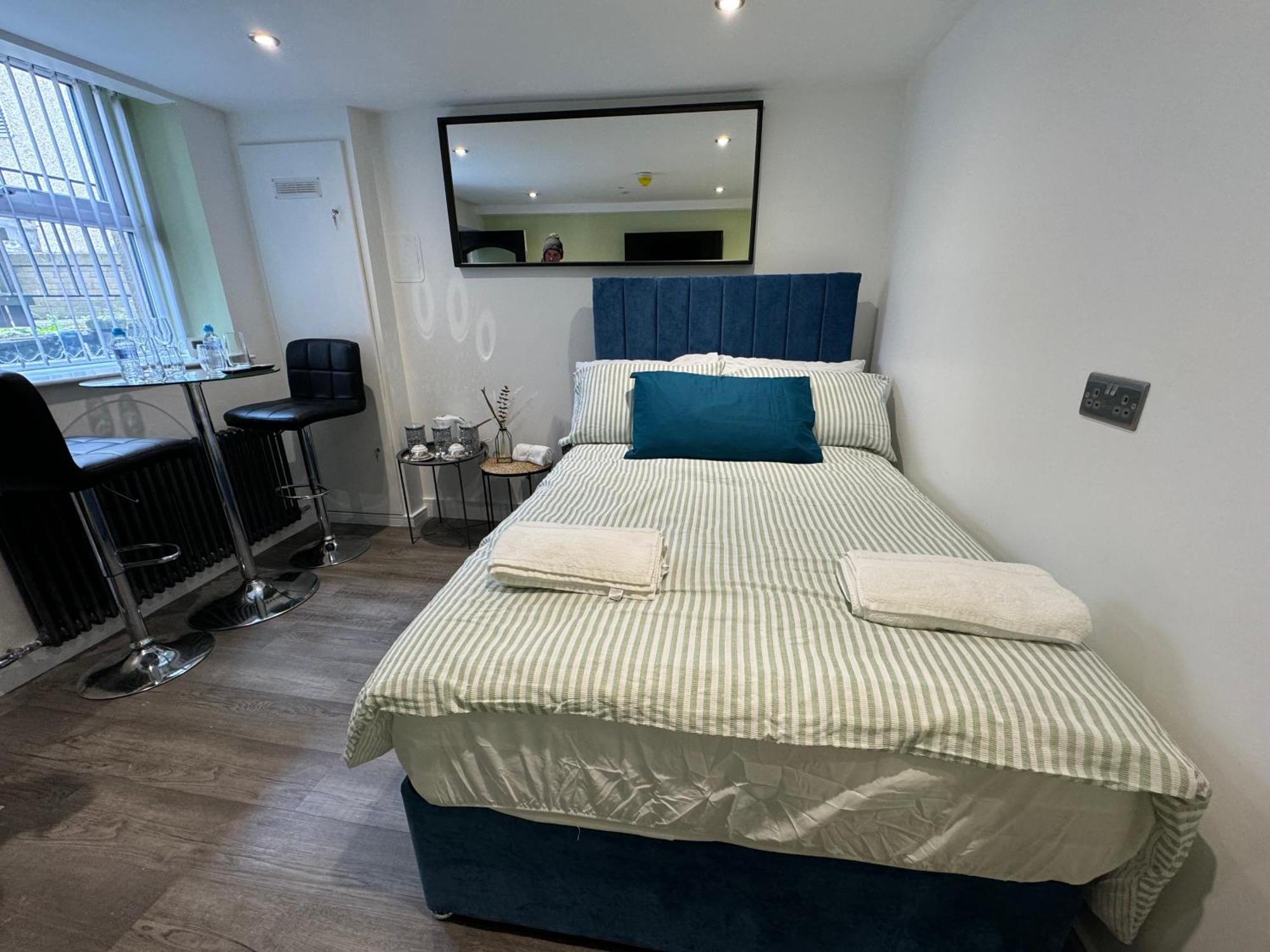 Southgate Luxury Apartments Elland Exteriér fotografie
