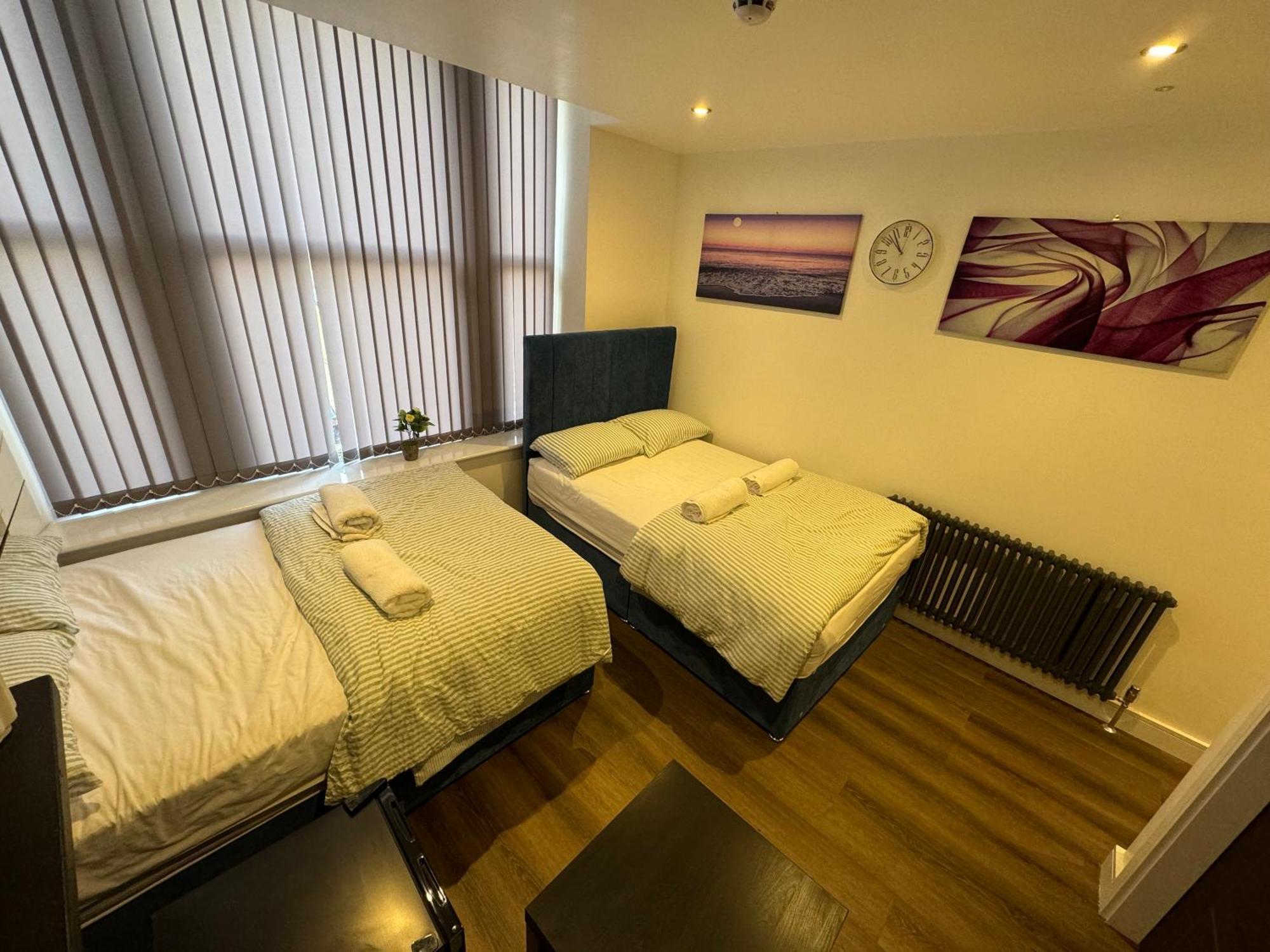 Southgate Luxury Apartments Elland Exteriér fotografie